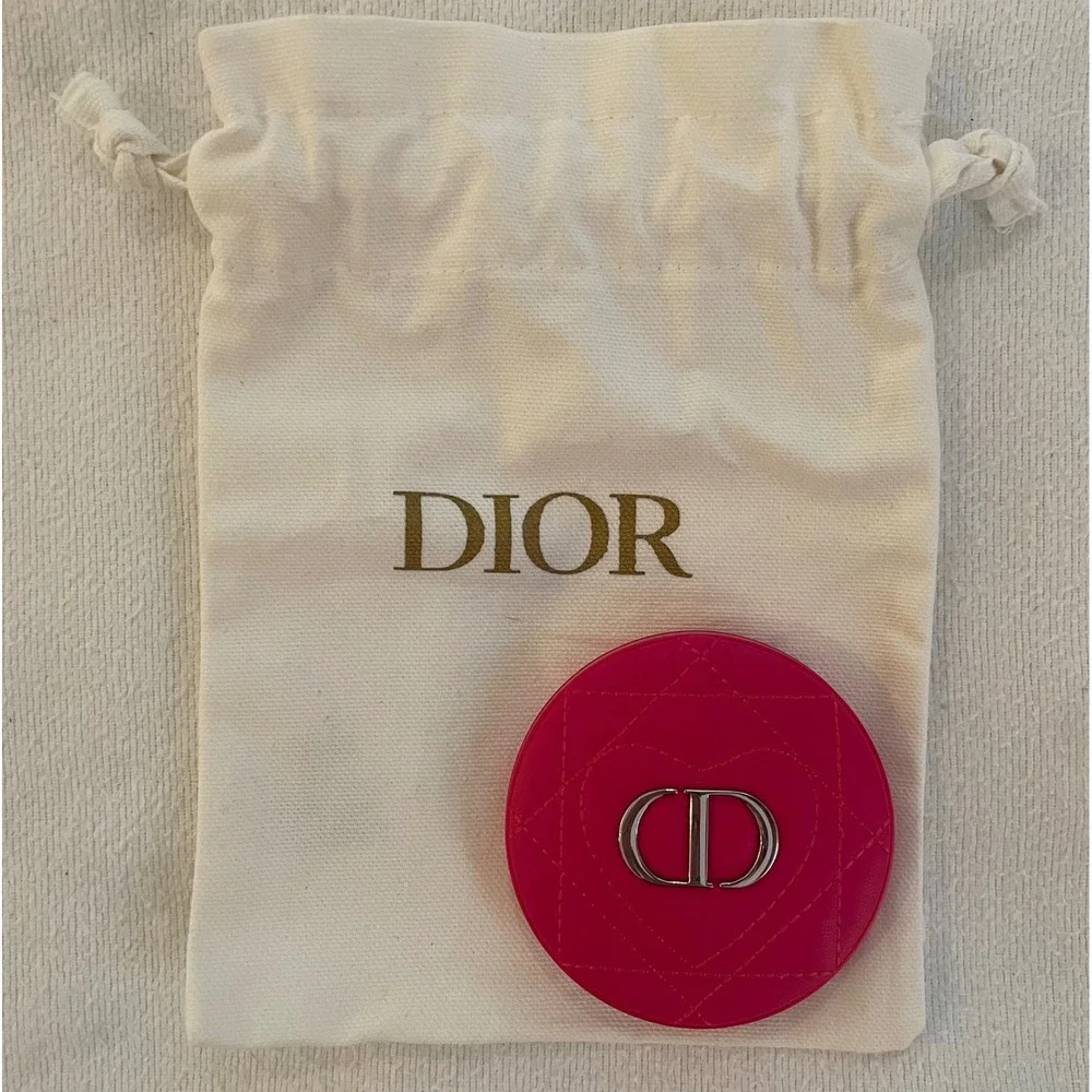 Christian Dior Pink Quilted Heart Compact Mirror Silver CD Logo Dust Bag‎ Travel